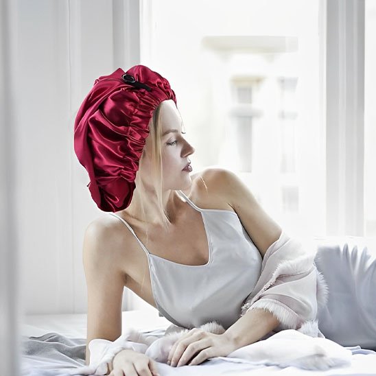 Bonnet en satin
