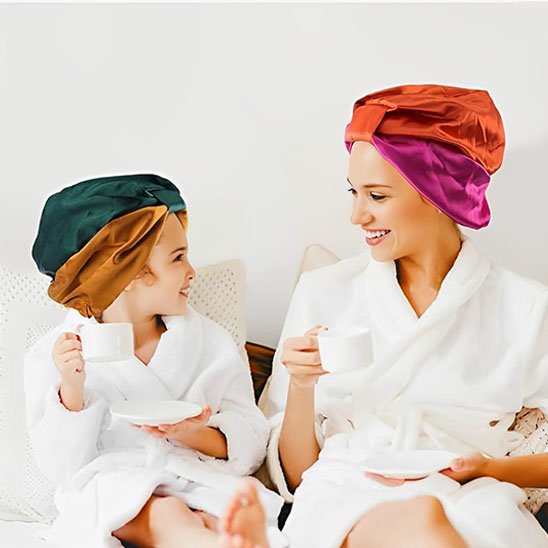Bonnet en satin
