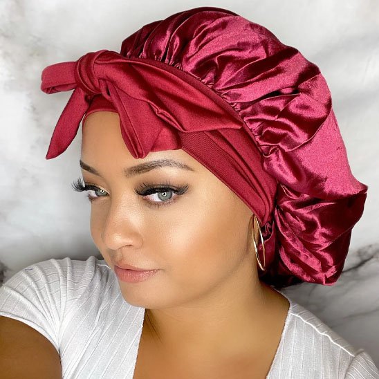 Bonnet en satin