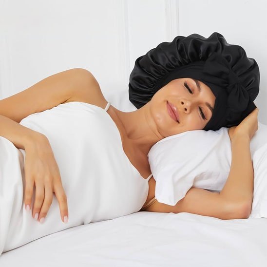 Bonnet en satin